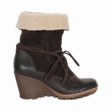 CREAM FUR WEDGE BOOT 11945