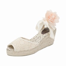CREAM PIPPI SANDAL 12435