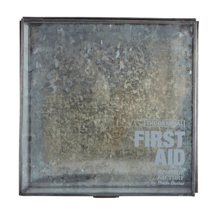 THE ORIGINAL FIRST AID BOX