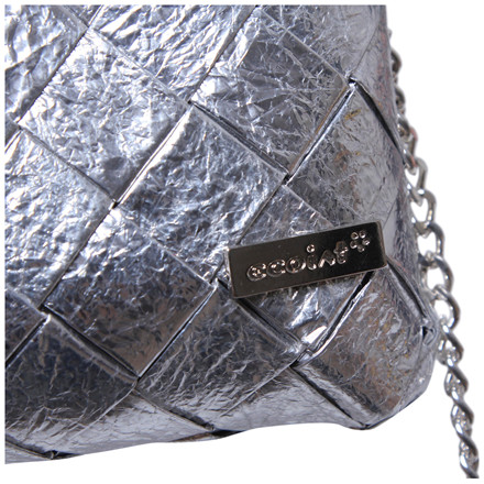 Ecoist Wrinkled clutch