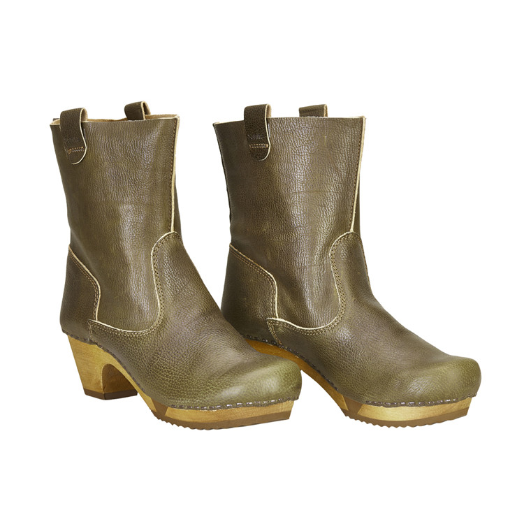 sanita stiefel sale