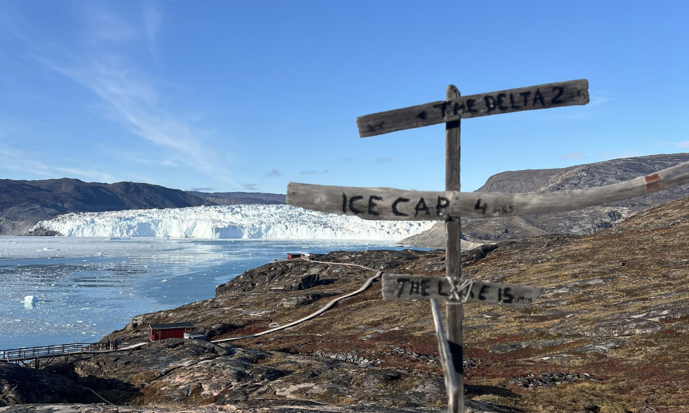 delta-hike-eqi-glacier