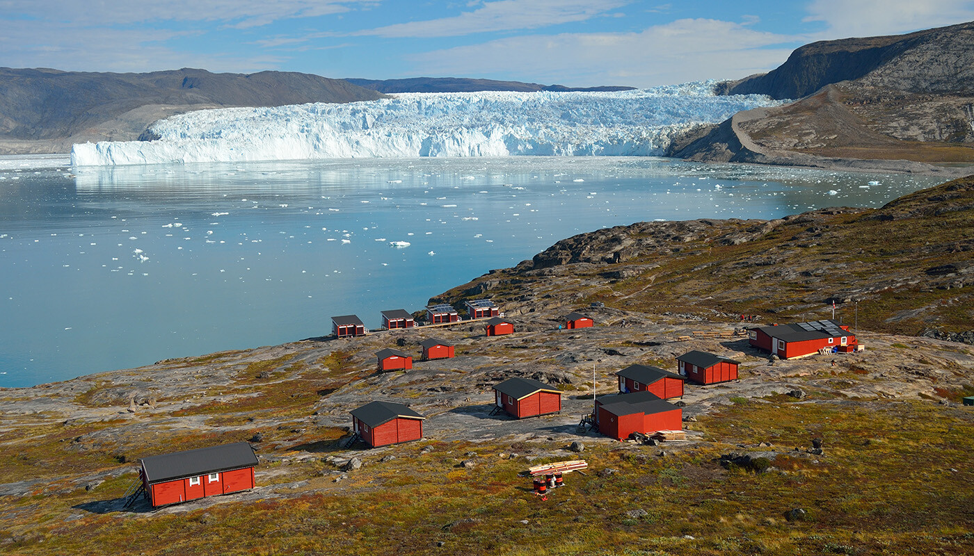 Hytterne ved Glacier Lodge Eqi