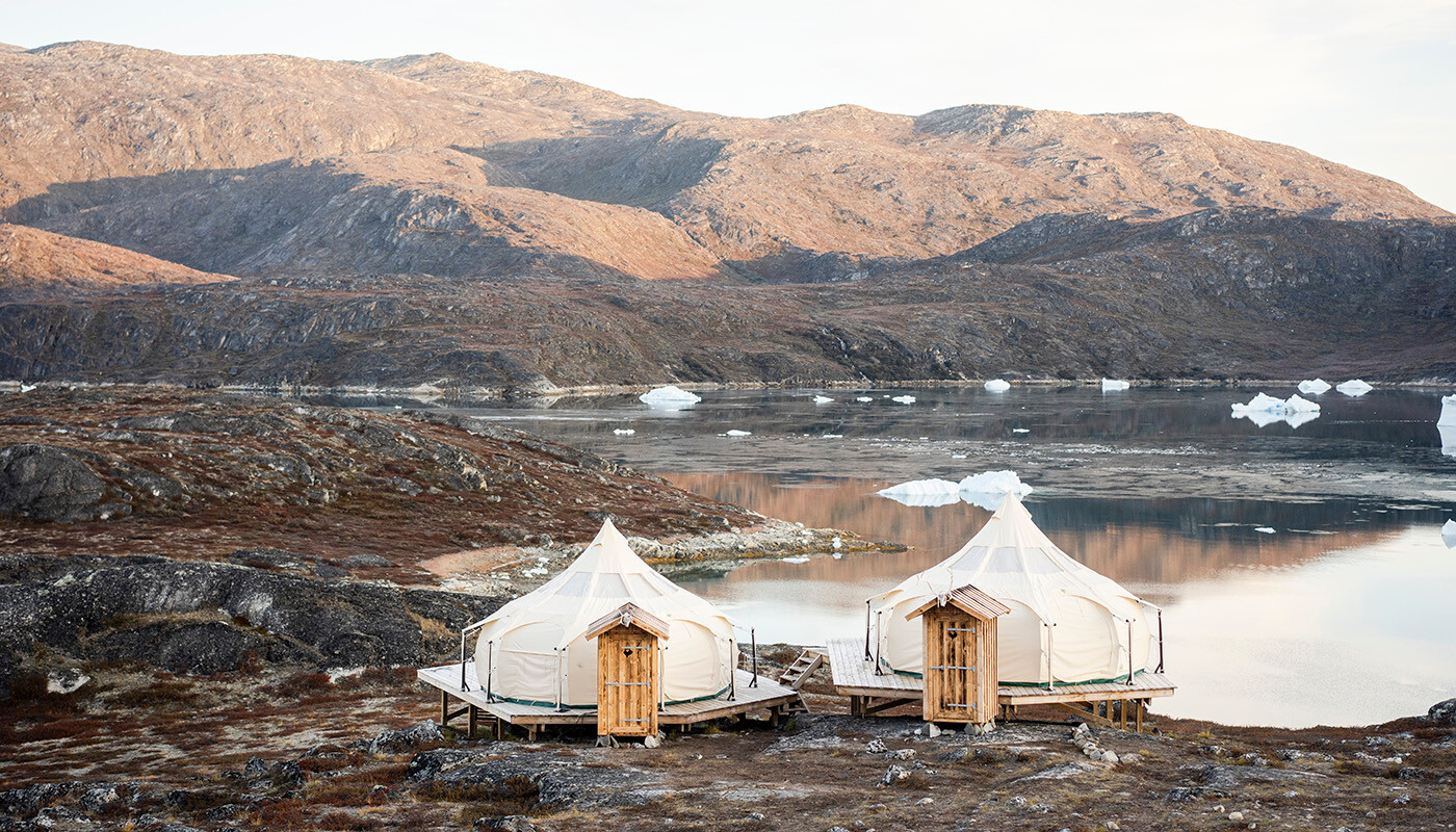 Camp Kangiusaq med udsigt til Nuuk fjord