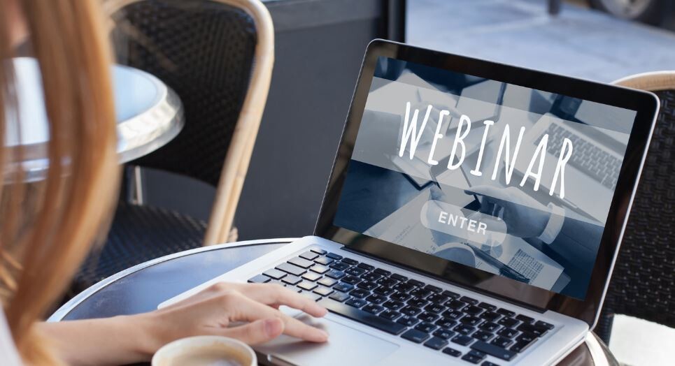Møde- og webinartilrettelæggelse