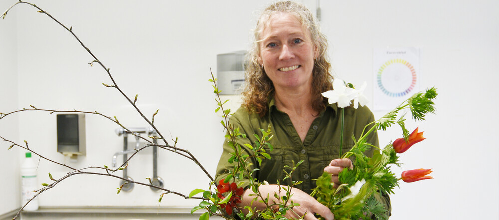 Majbrit_Sorensen_blomsterbinding_AMU_Nordjylland_(1)