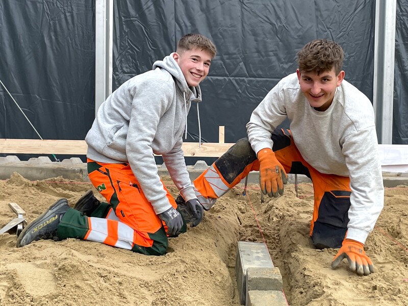 Struktor_G2_Martin_Winther_Nielsen_og_Nikolas_Komselis_anlaegsstruktorer