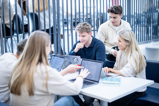 Jura-og-okonomi-studieretning