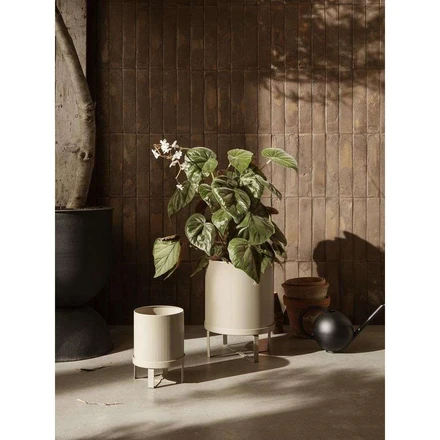 Ferm Living - Bau Plant pot | Connox