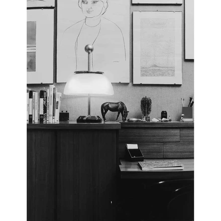 Artemide alfa table lamp hotsell