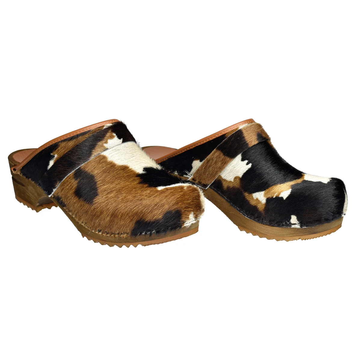 Sanita clogs hotsell leopard print
