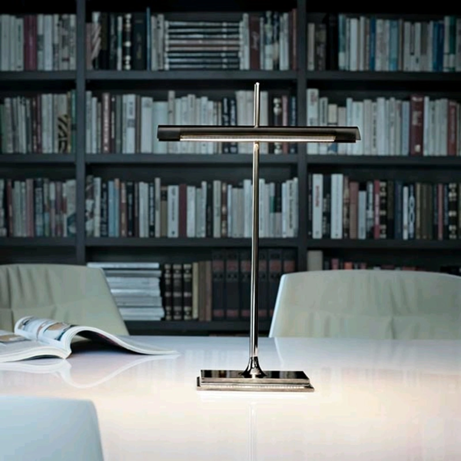 Flos goldman table sales lamp