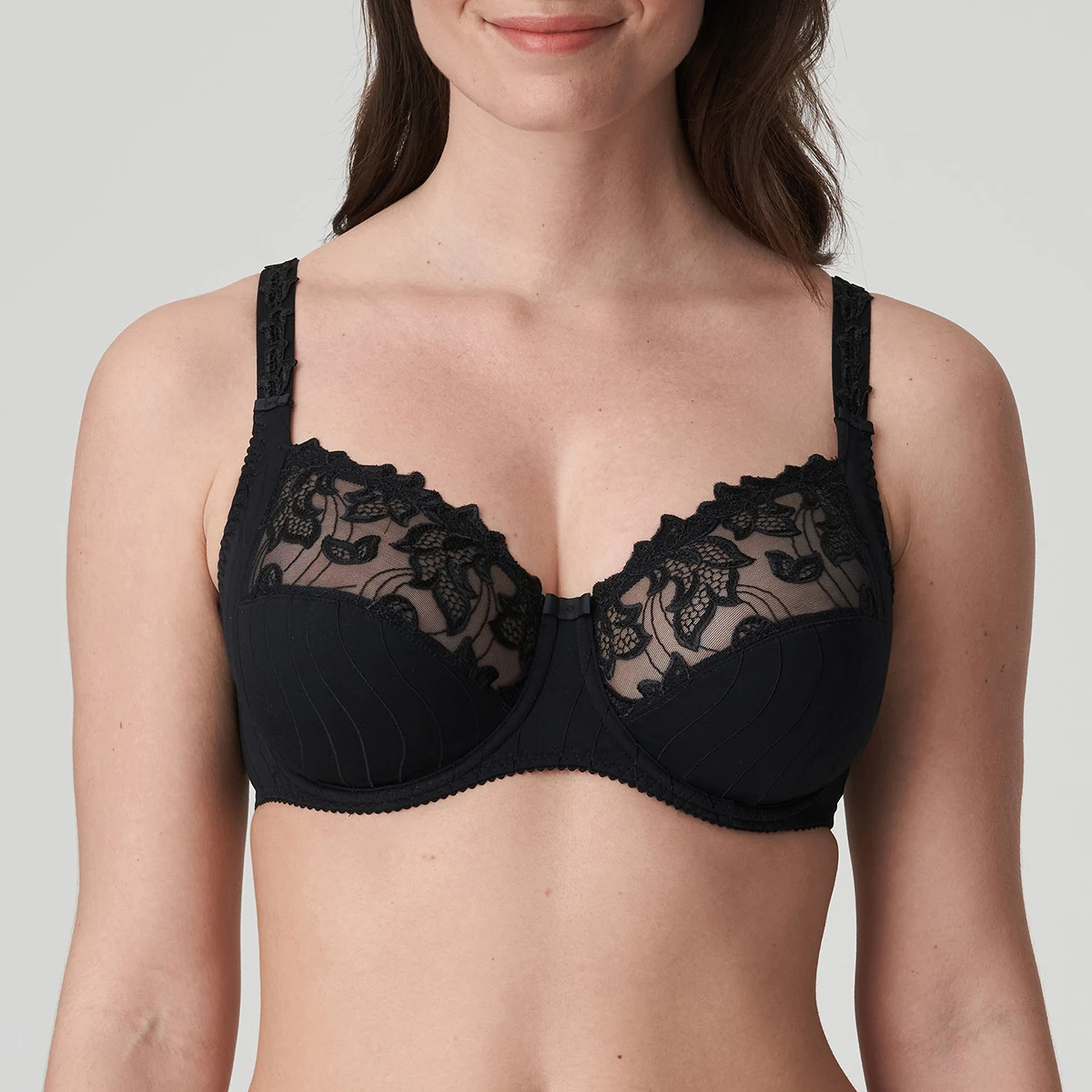 ᐅ Bras without padding • Large selection ⇒ Save up to 50%