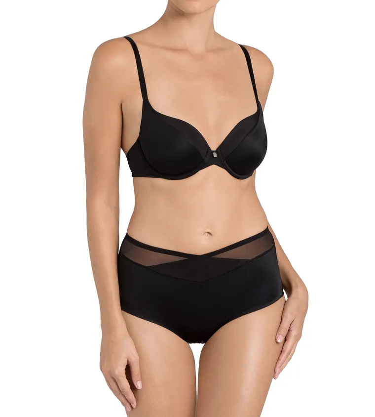 Triumph True Shape Sensation maxi panty black Price 25.5