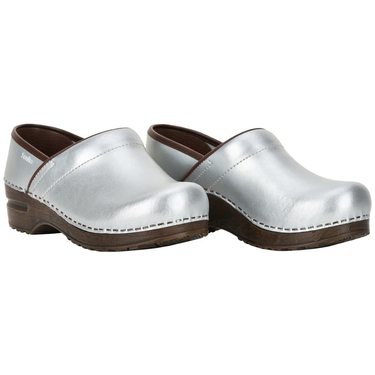 Silver clogs womens shop