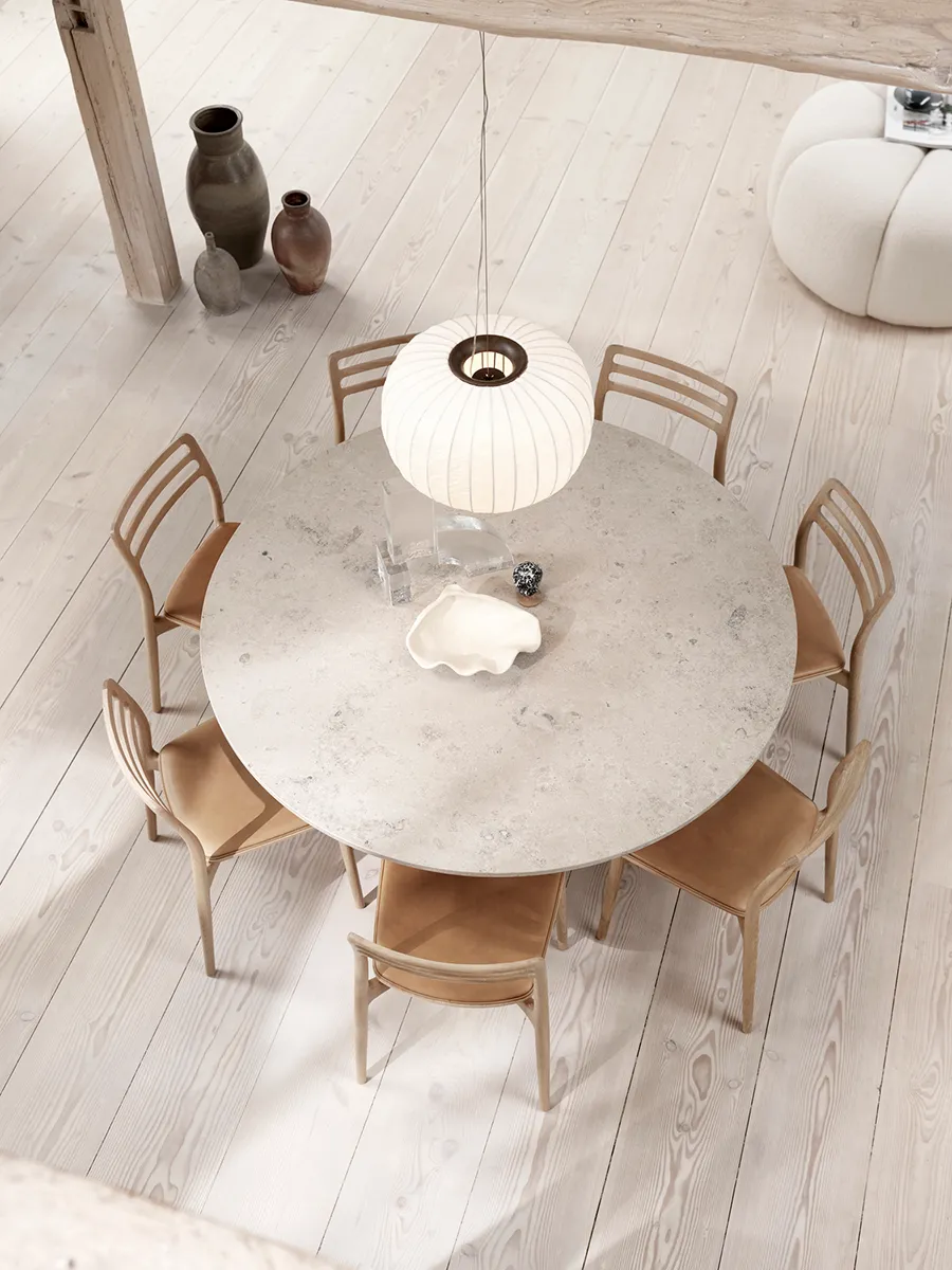 Cabin bord beige marmor fra Vipp | Vipp møbler