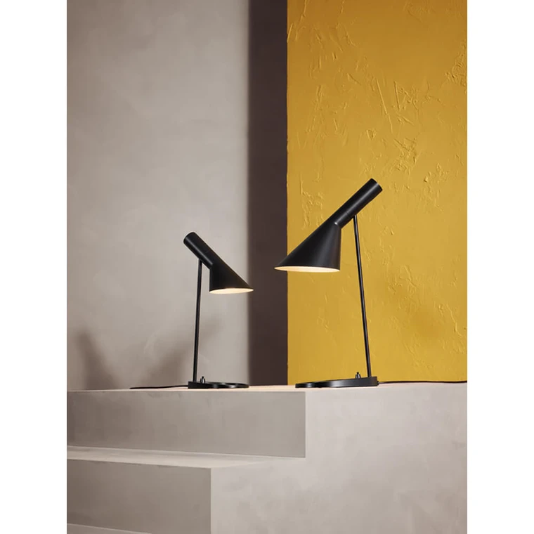 Arne jacobsen aj lamp deals