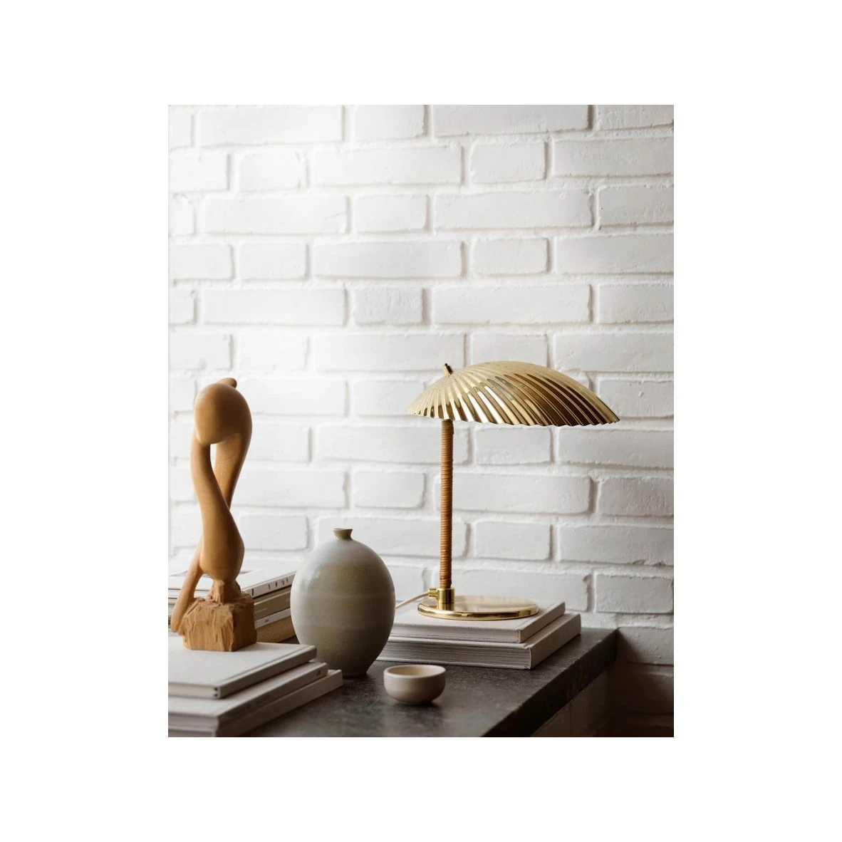 Gubi 5321 hot sale table lamp