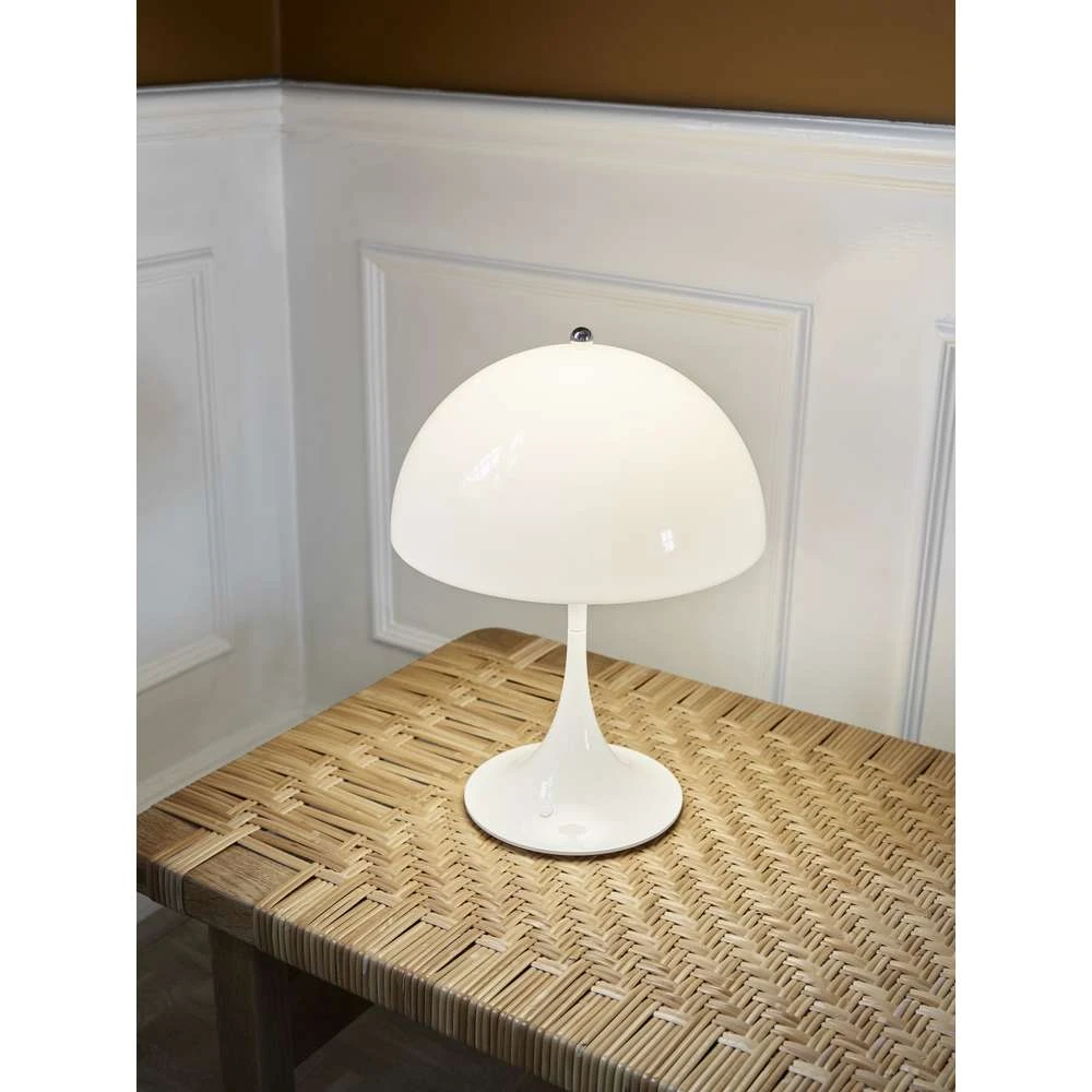 Panthella 250 Table lamp LED Louis Poulsen