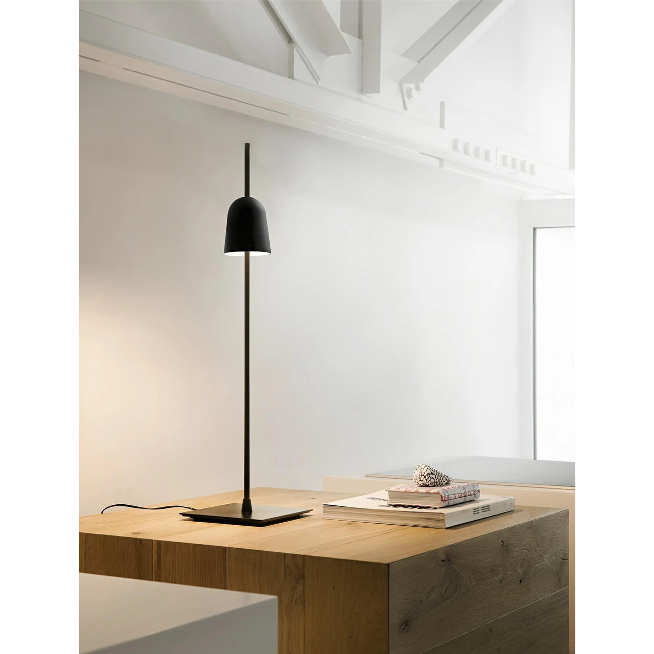 Ascent Table Lamp Luceplan online