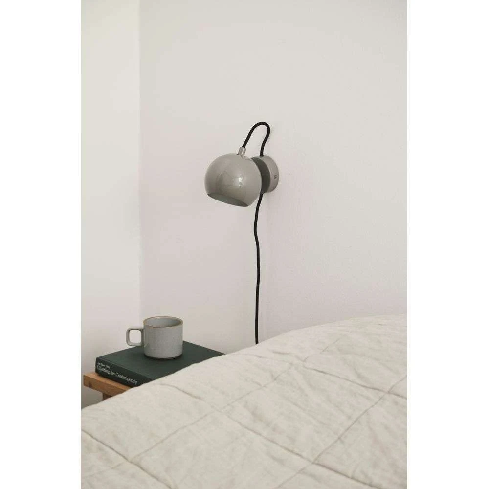 Grudge abort protektor Ball Wall Lamp Glossy Nude - Frandsen - Buy online