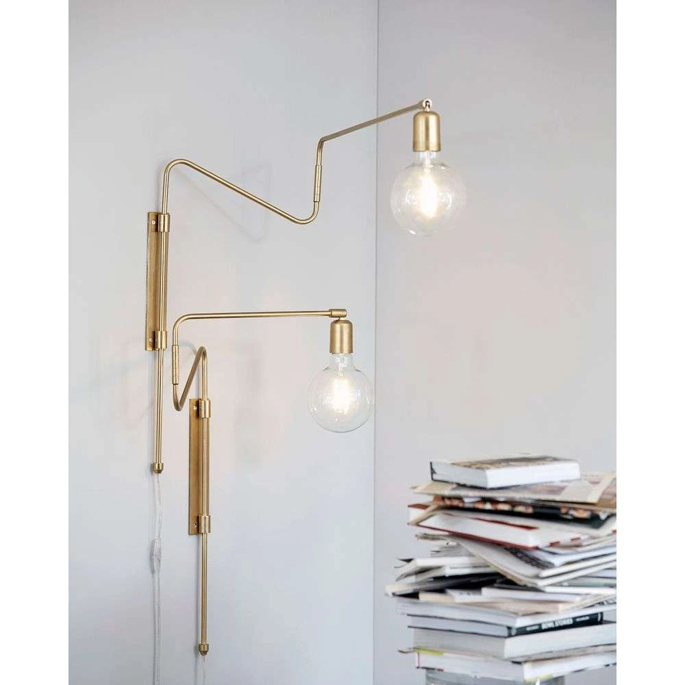 effektivitet Gå ud At lyve Swing Wall Lamp 35cm Brass - House Doctor - Buy online