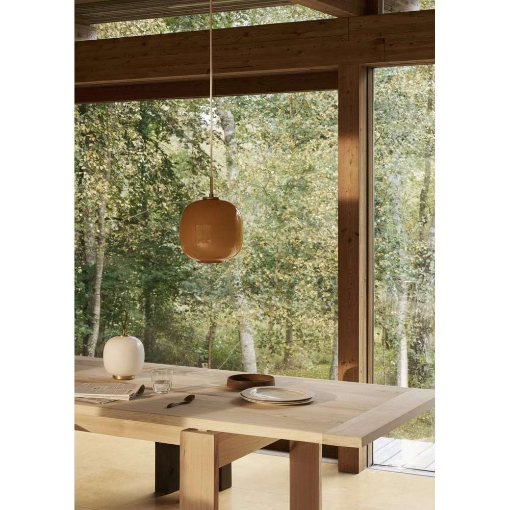 VL45 Radiohus Pendant Ø250 Brass/Glossy Amber - Louis