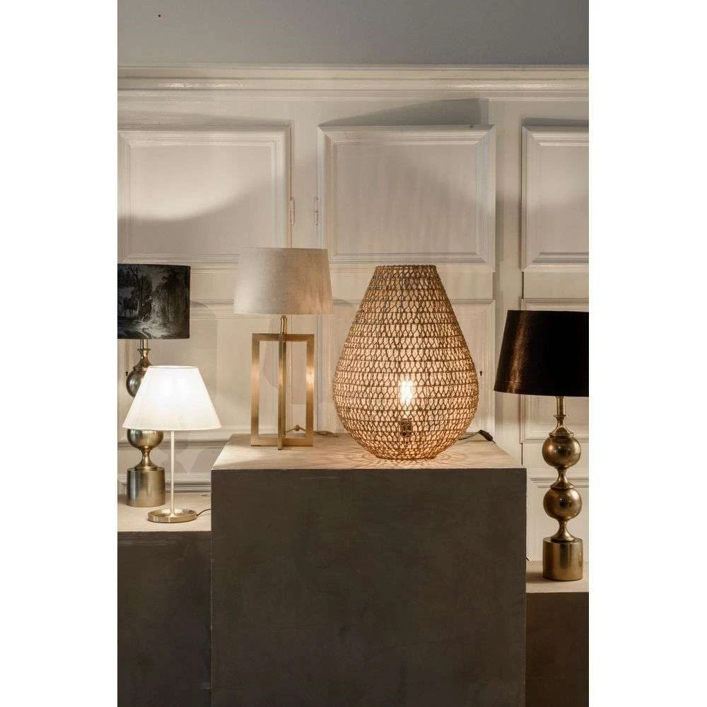Bedside deals lamp wattage