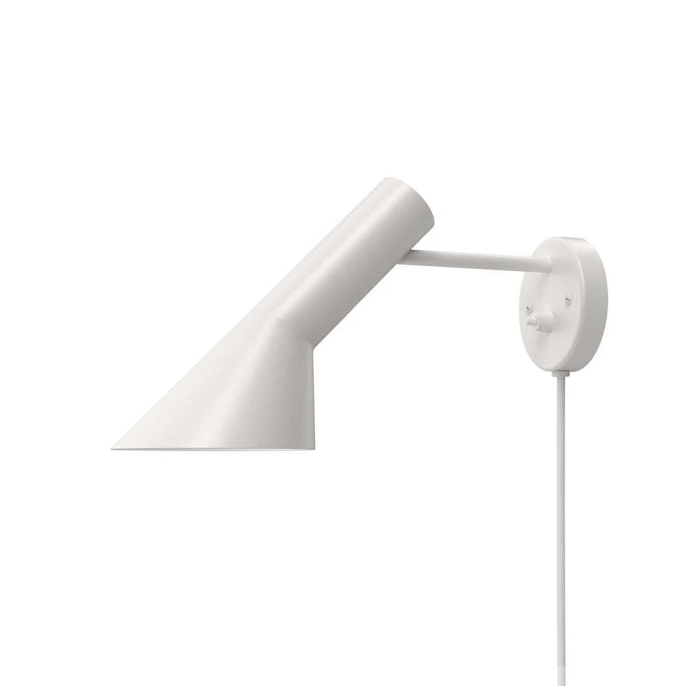 Louis Poulsen AJ Table Lamp, White