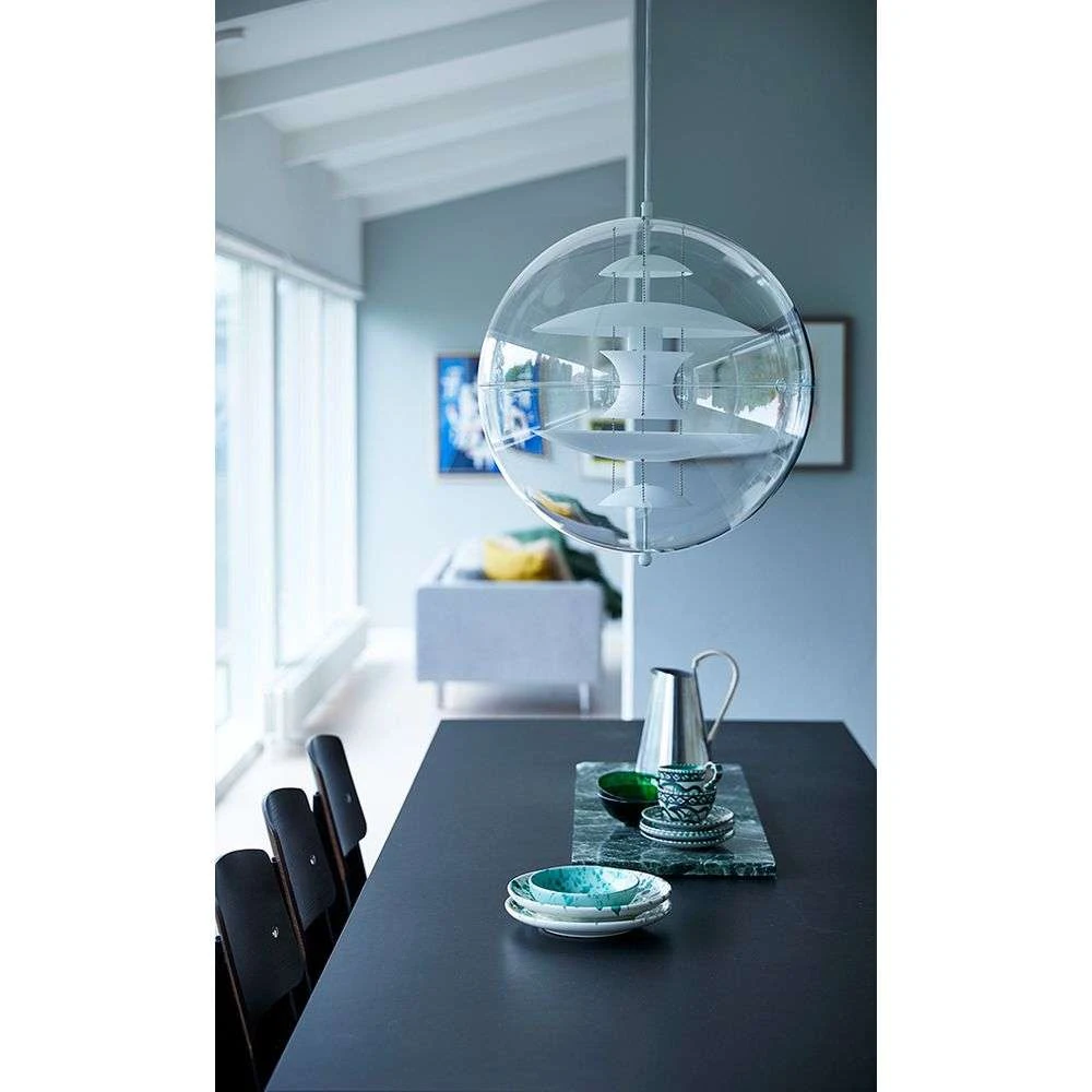 temperament letvægt Arrowhead VP Globe 50 Glass Pendant - Verpan - Buy online