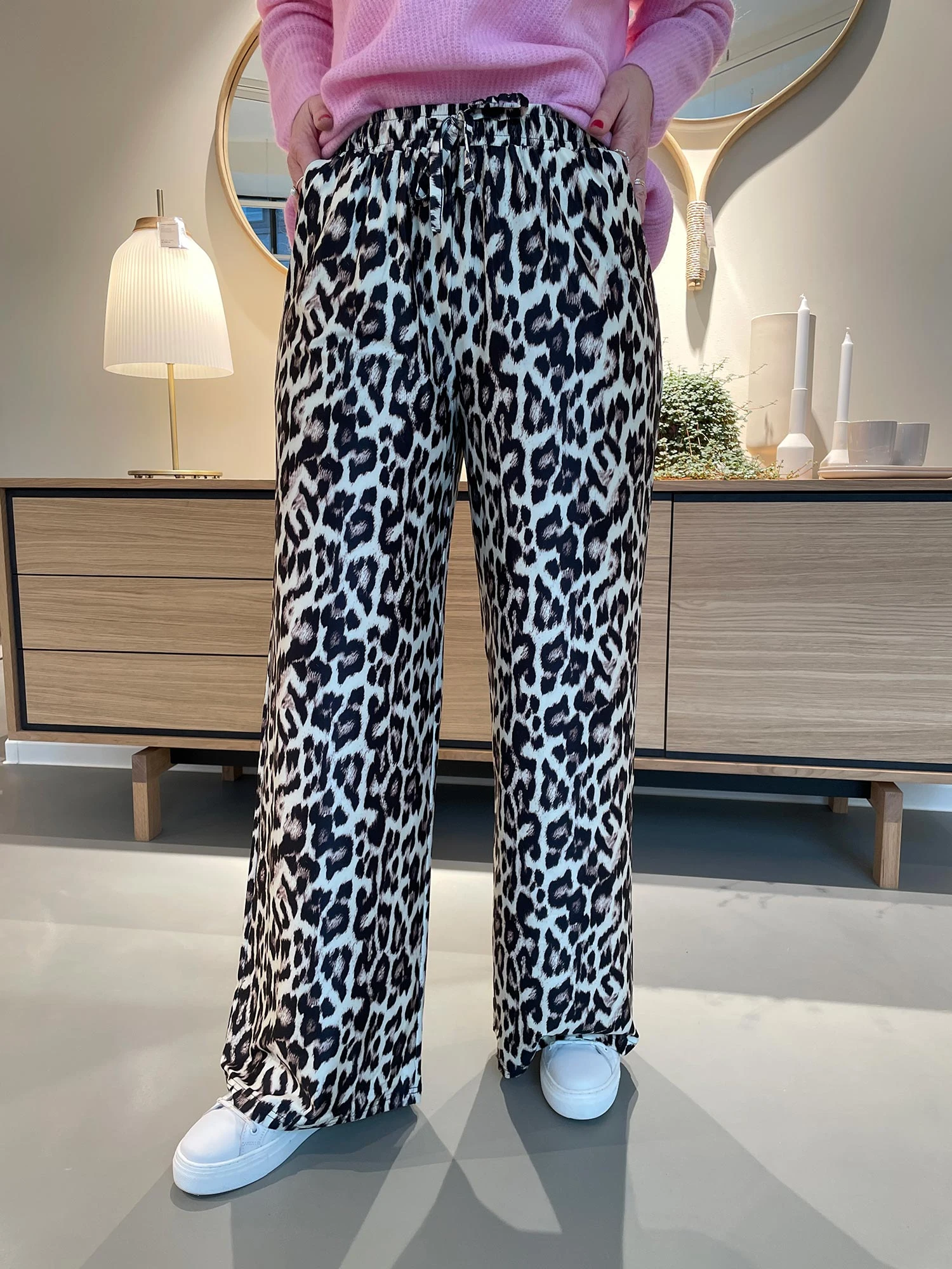 Lollys Rita Bukser Leopard | Nye bukser Shop her