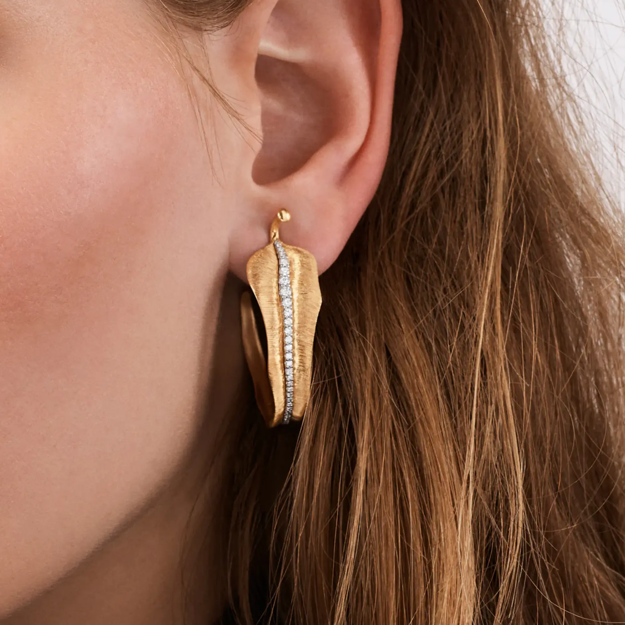 Ole lynggaard leaves earrings deals