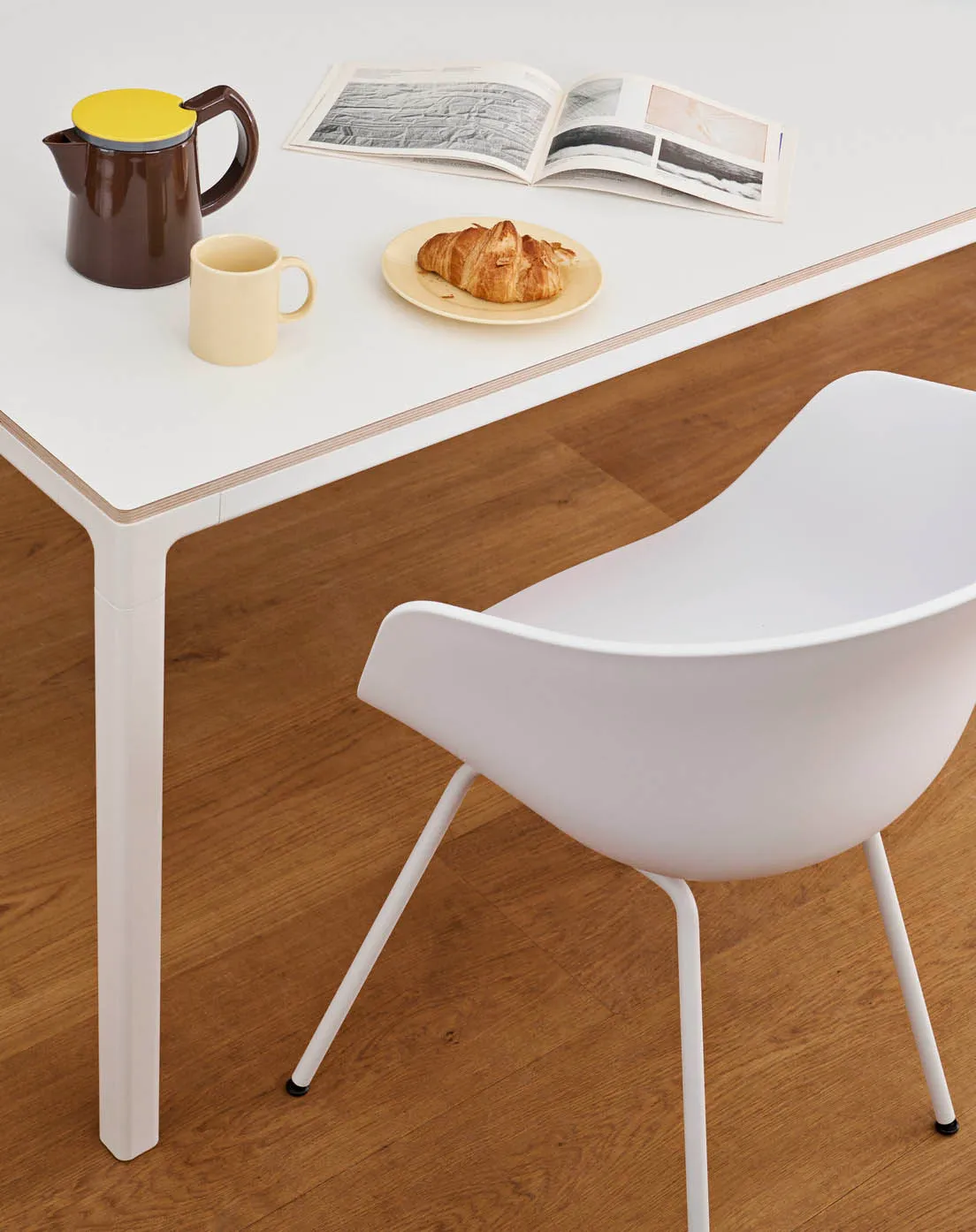 HAY AAC26 About a Chair K b spisestol med slankt st lstel