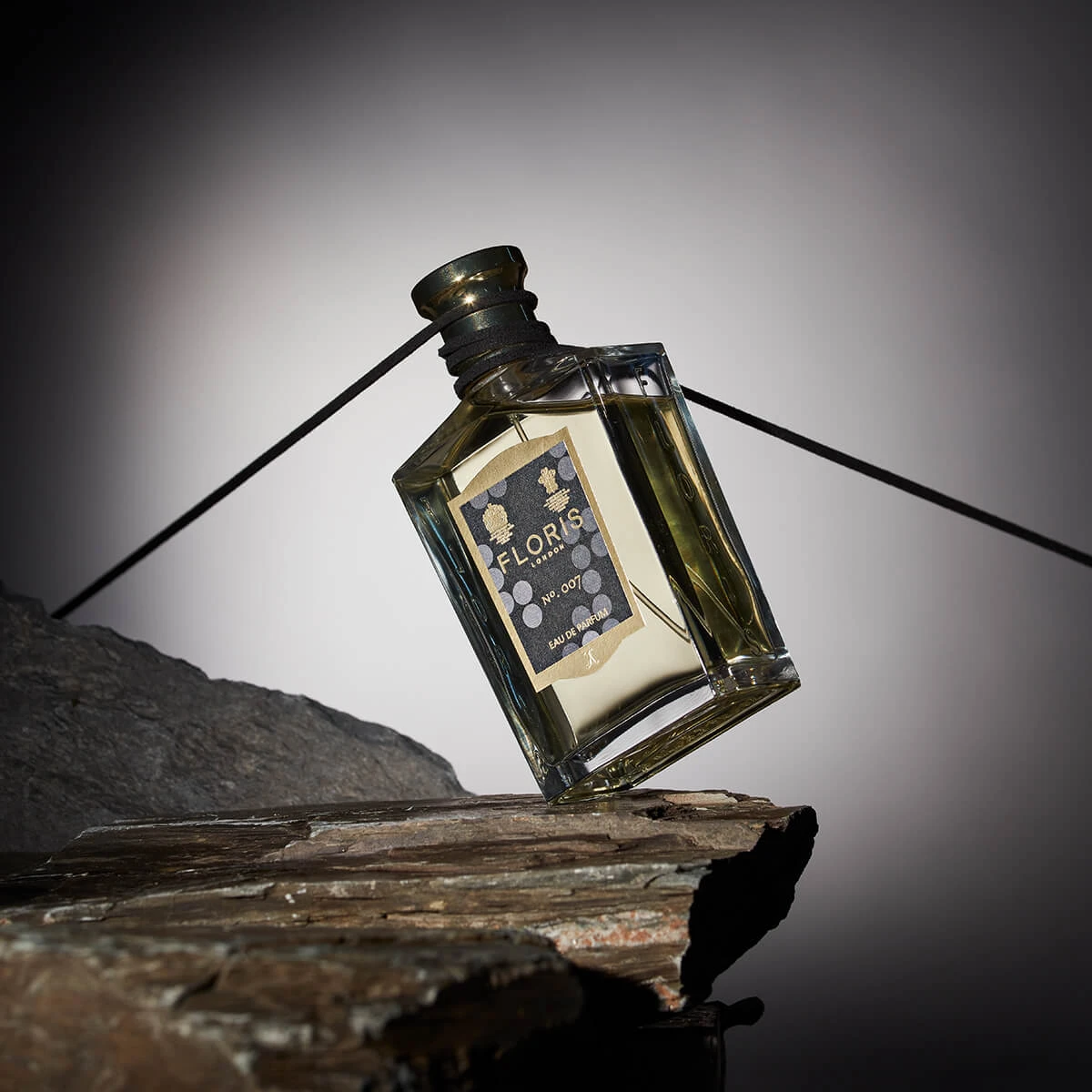 Eau de Parfum, 007' in 100 from Floris London - Main Image