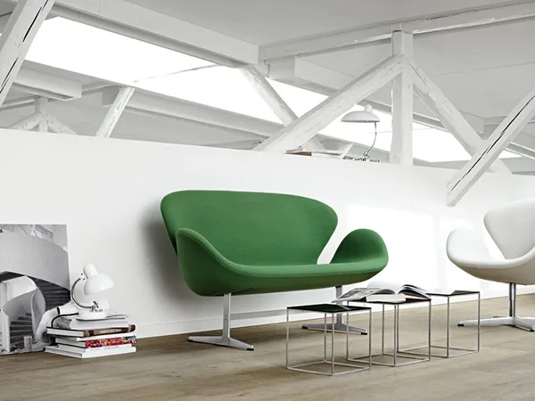 Arne Jacobsen Svanesofa | Køb fra Hansen