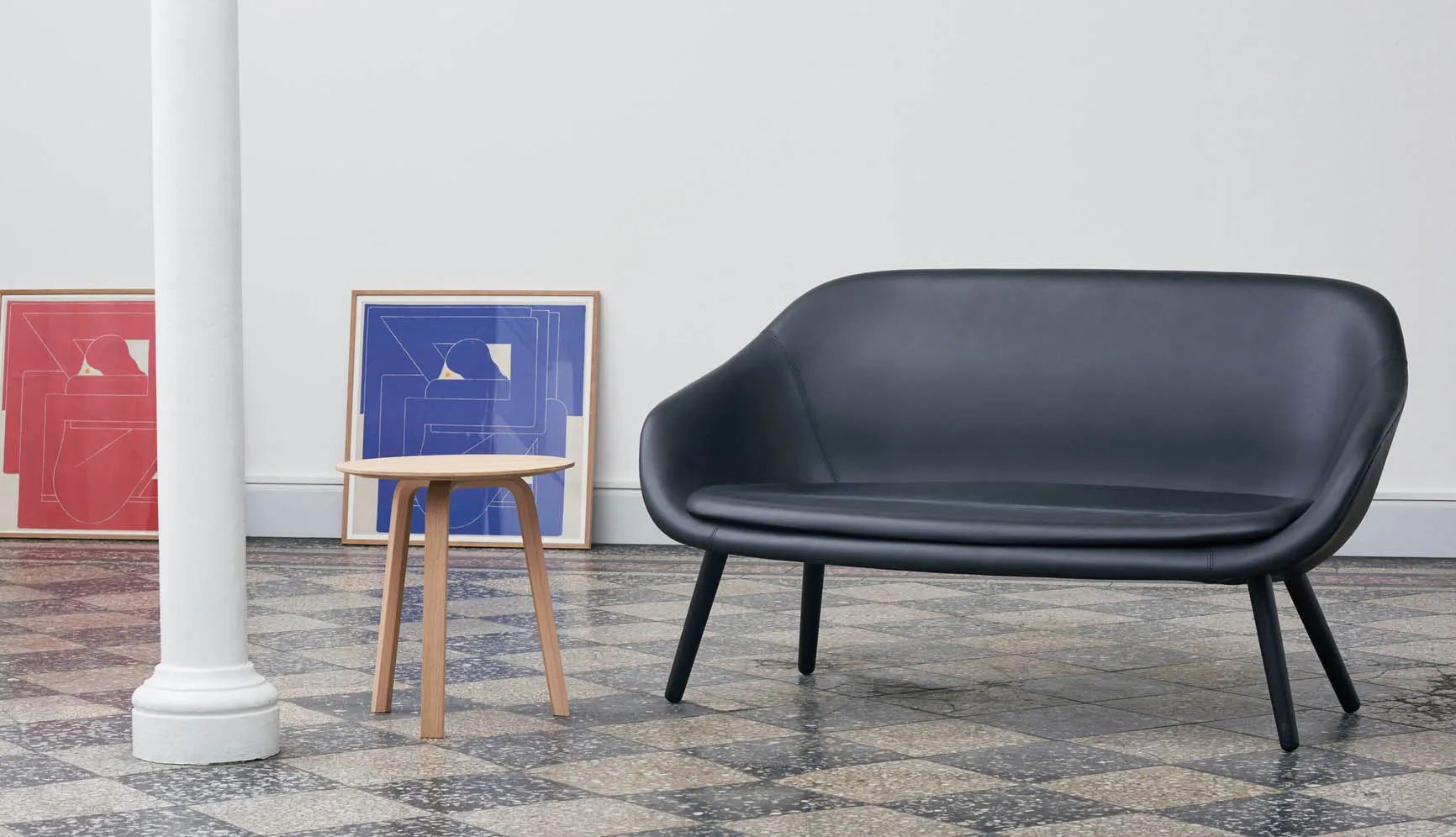 About a lounge discount sofa