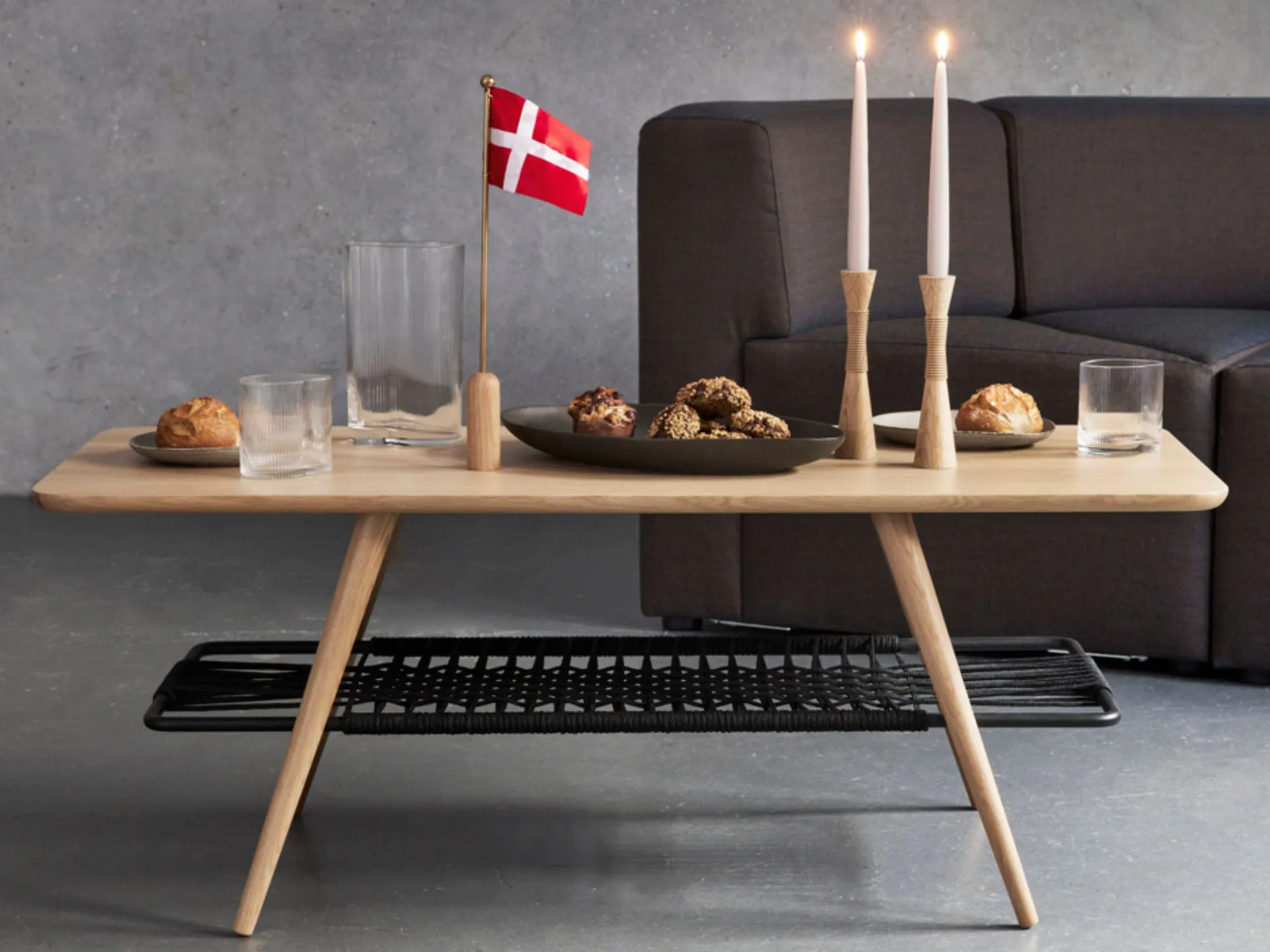 Nu på TILBUD Andersen Furniture C7 sofabord - bolighuset.dk