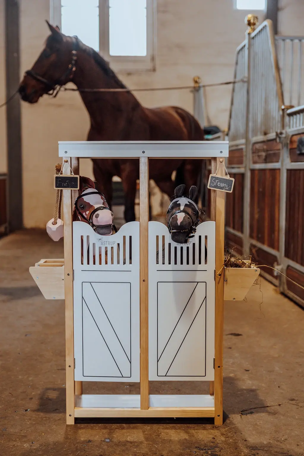 Double the Fun with the byASTRUP Stable for Two Hobby Horses