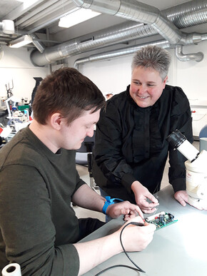 Helle_Keseler_underviser_i_elektronik_web