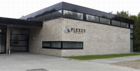 plexus_logo_p__bygning1