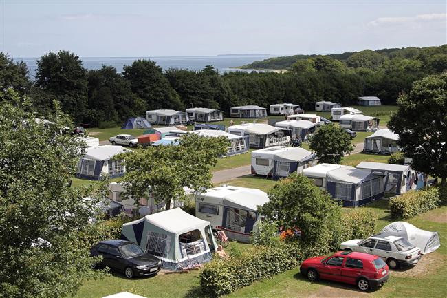 De danske campingpladser ligger oftest i den skønneste natur og de fleste kystnært