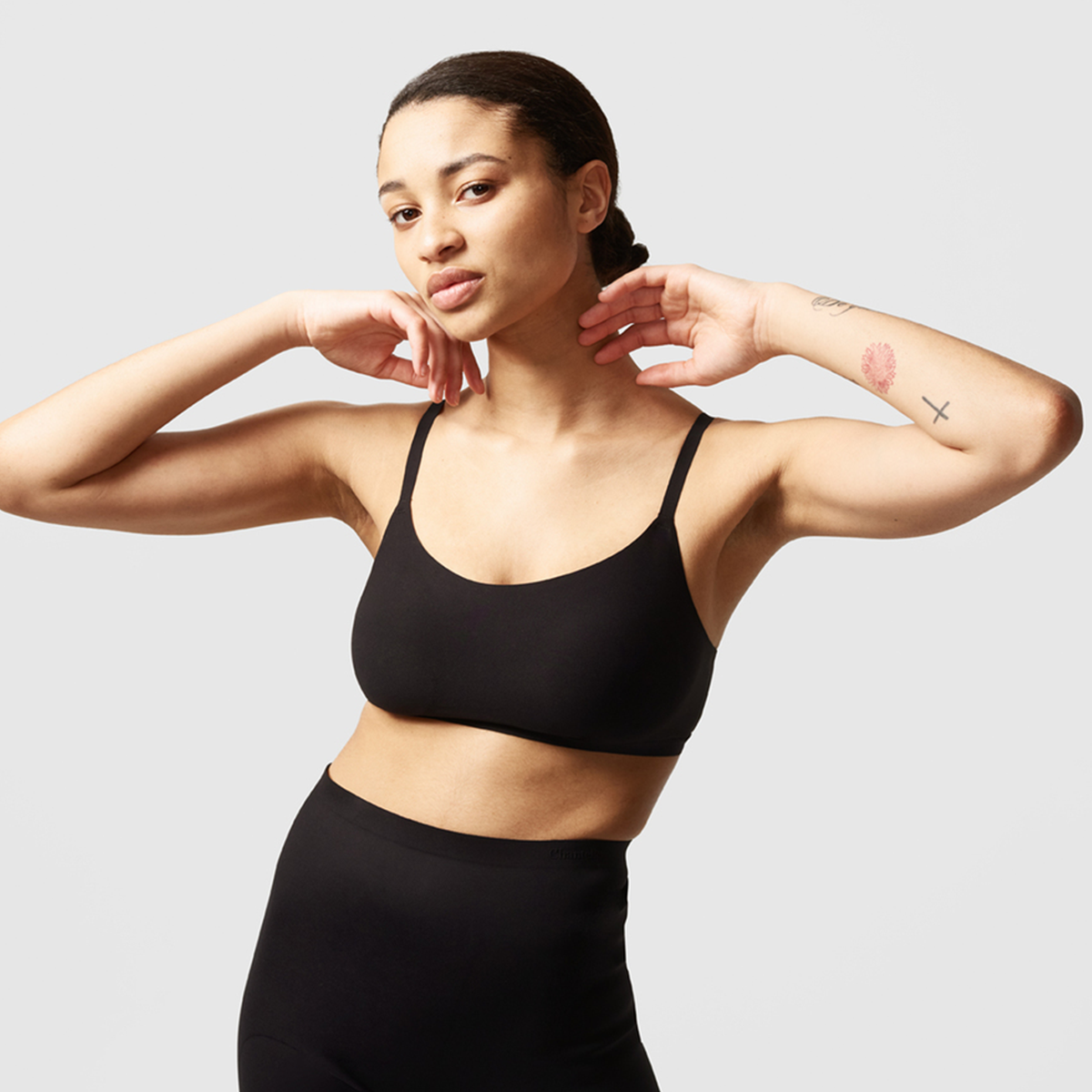 CHANTELLE SOFT STRETCH LOUNGE BH TOP, SORT