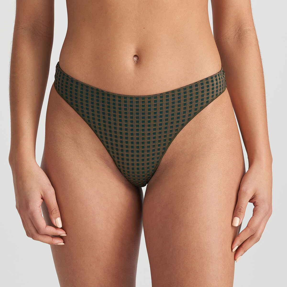 MARIE JO AVERO STRING 0600410 TNJ