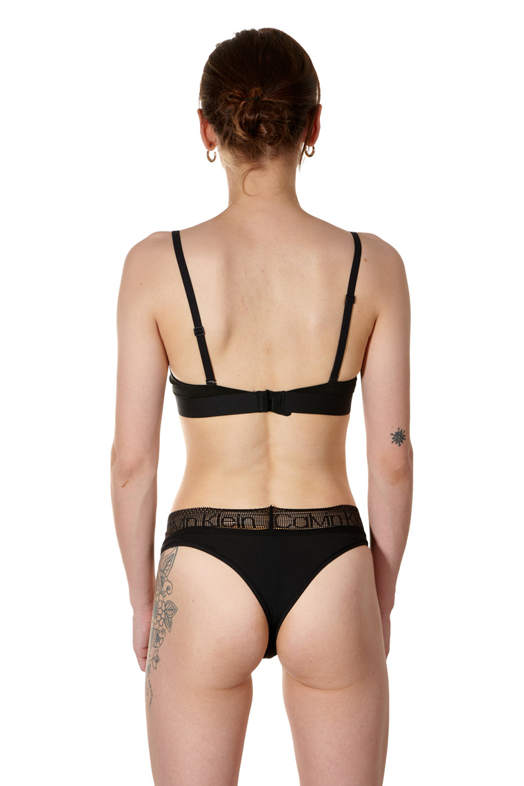 CALVIN KLEIN STRING D3698 001