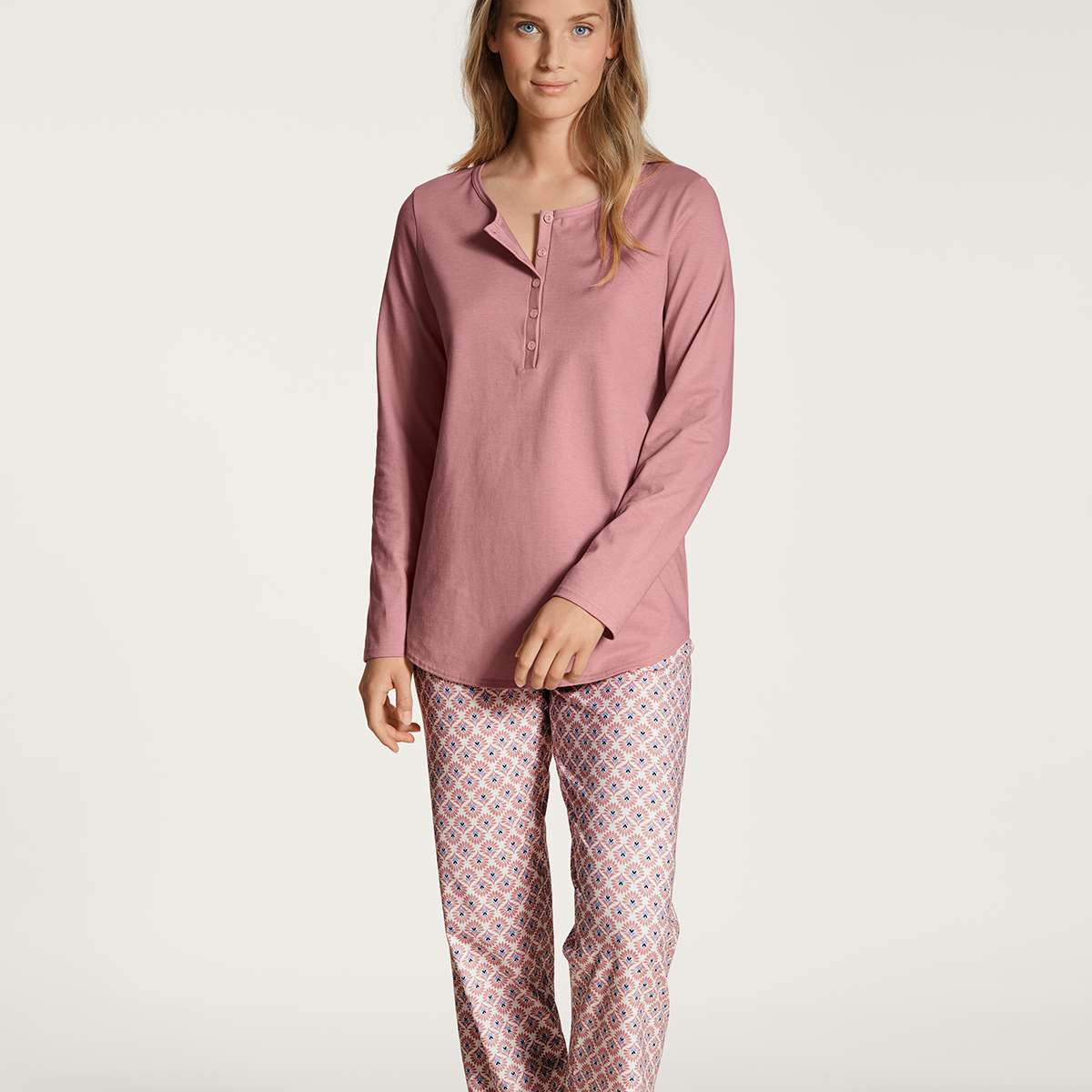 Billede af Calida Pyjamas, Farve: Rose Bud, Størrelse: L, Dame hos Netlingeri.dk