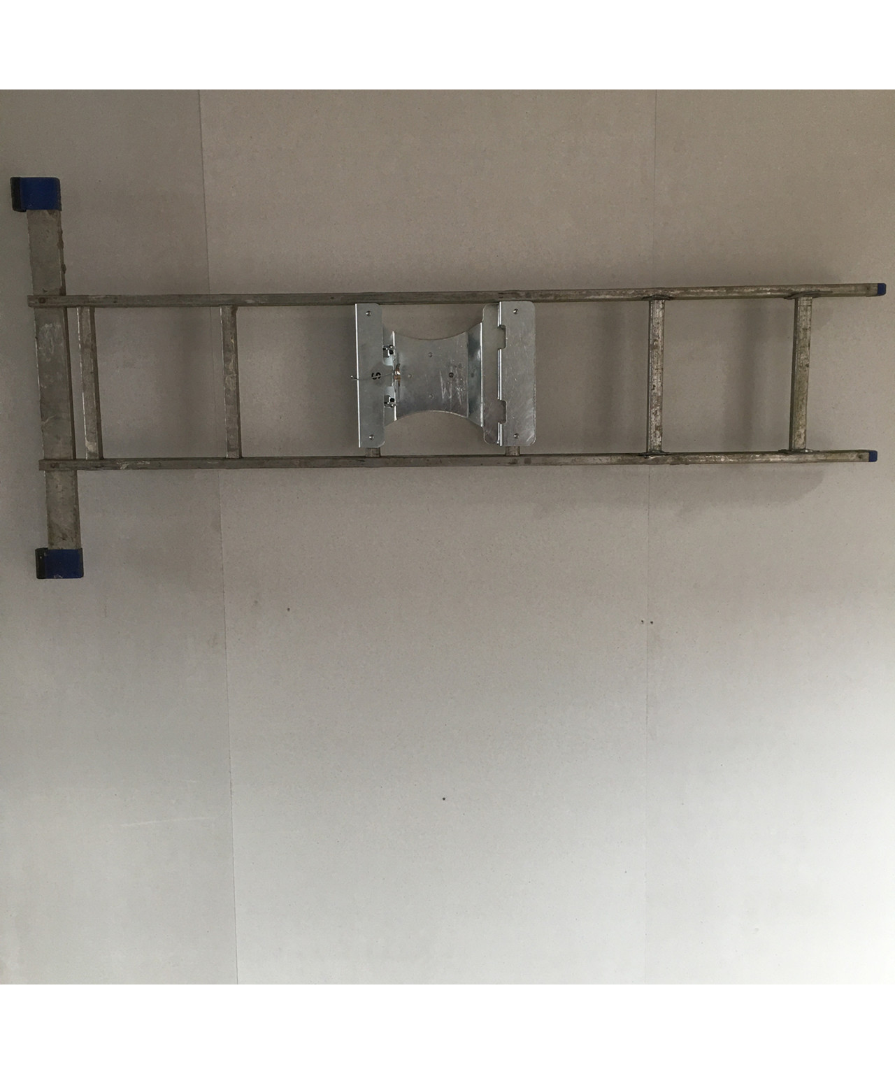 Stigeophæng til aluminiumsstiger