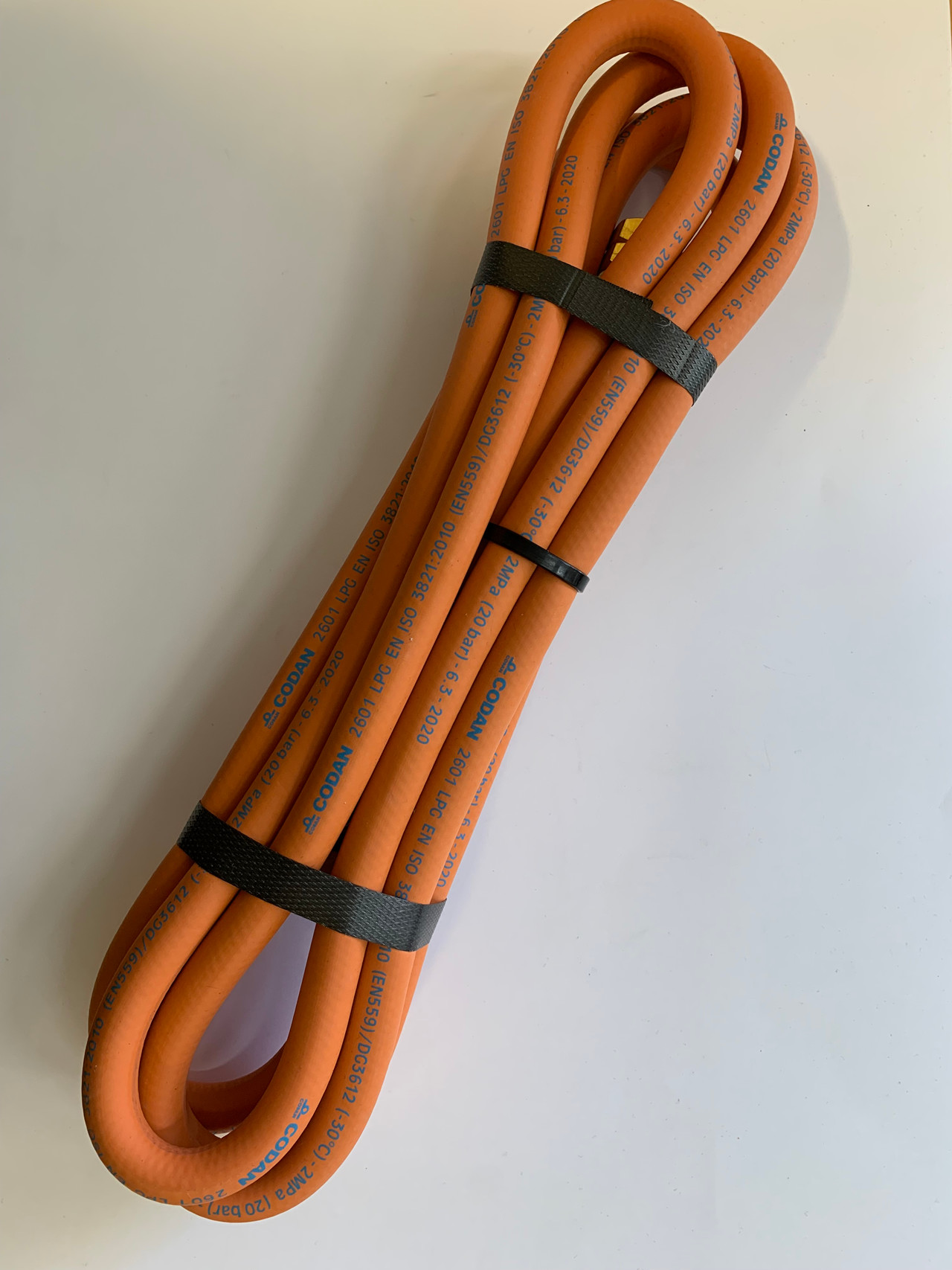 SLANGE 3 MTR M/EURUTILSLUTNING