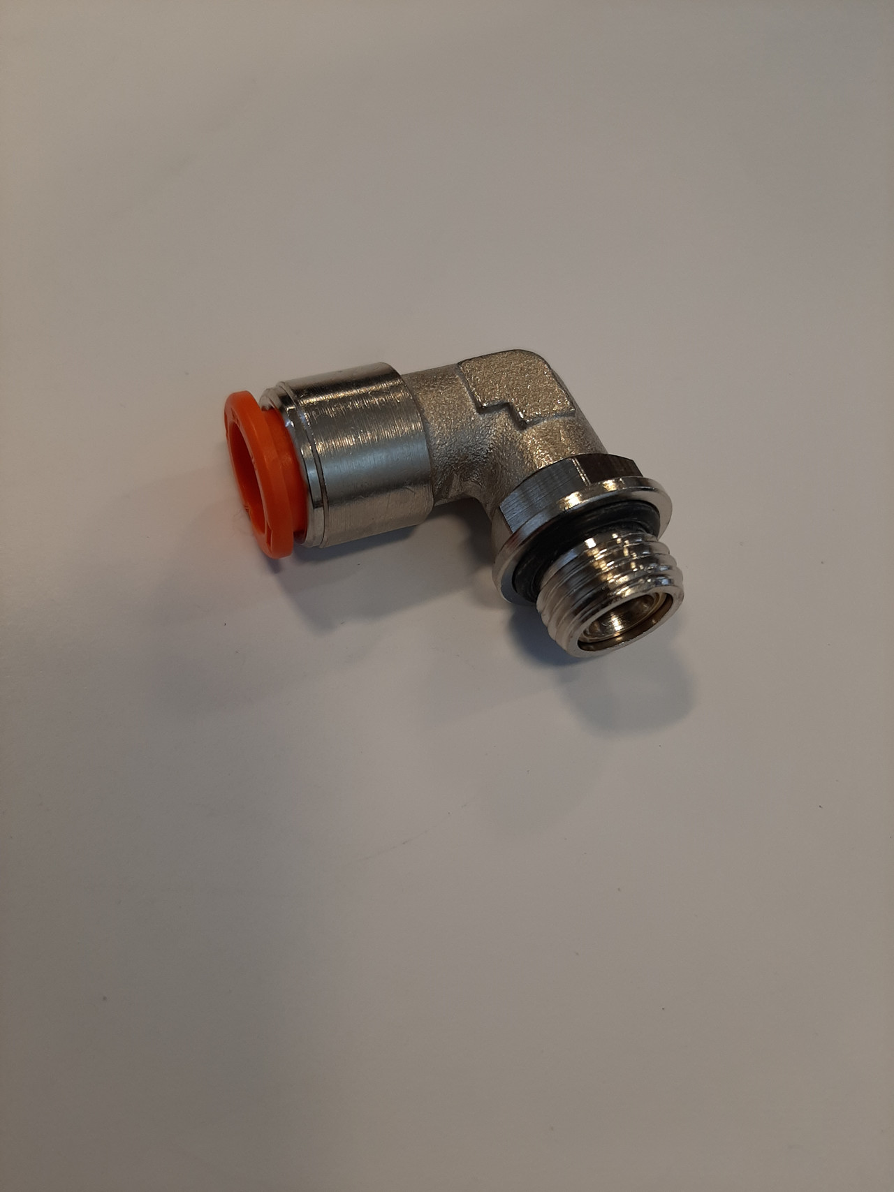 Vridbar vinkel 10 mm × 1/4"