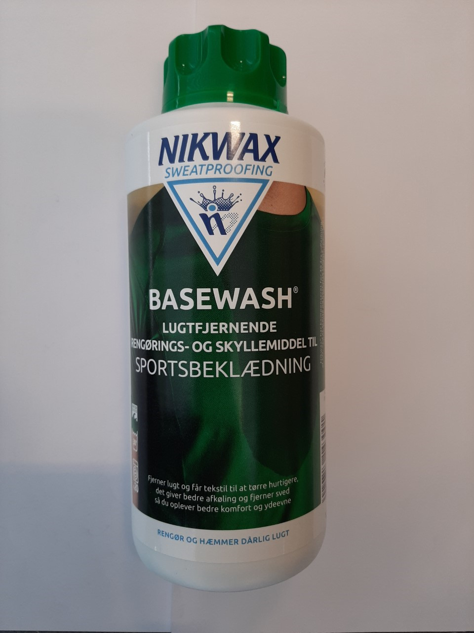 Se Nikwax Nw Base-wash - Neutral - Str. 1 l - Vaskemiddel hos Specialbutikken