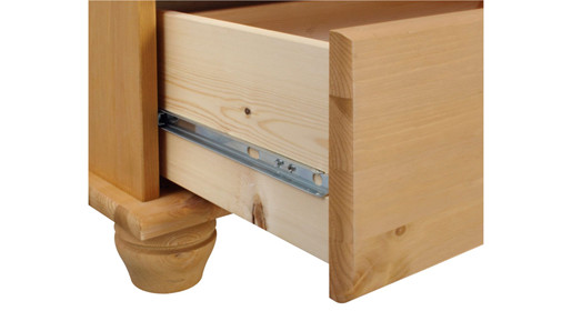 Kommode FOTINA mit 4 Schubladen aus Kiefer in gebeizt geölt